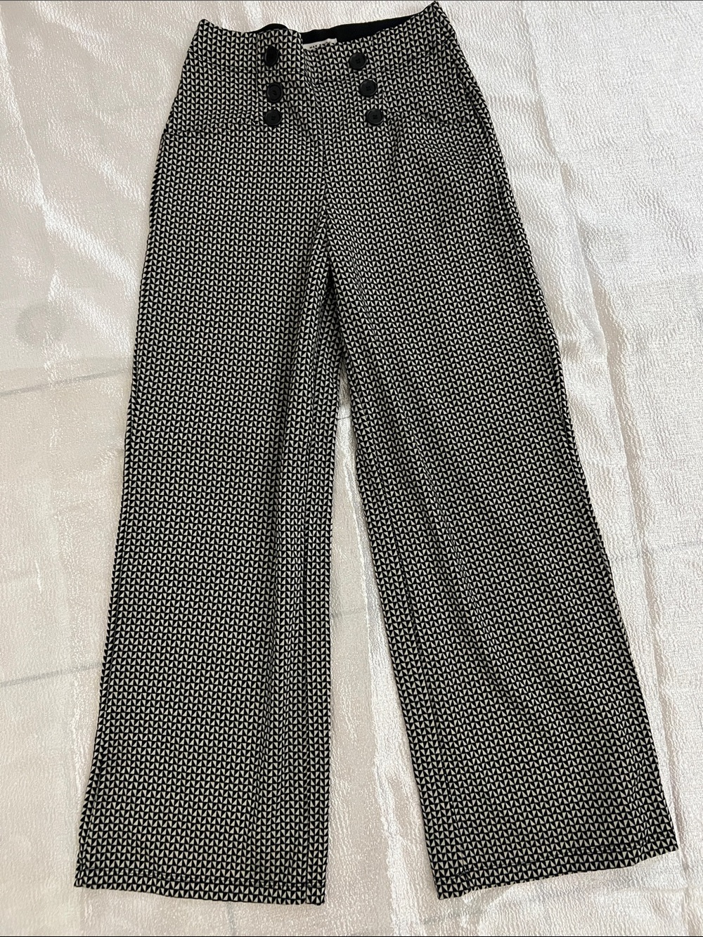 Max Studio Black & White Wide-Leg Button Front Pants
